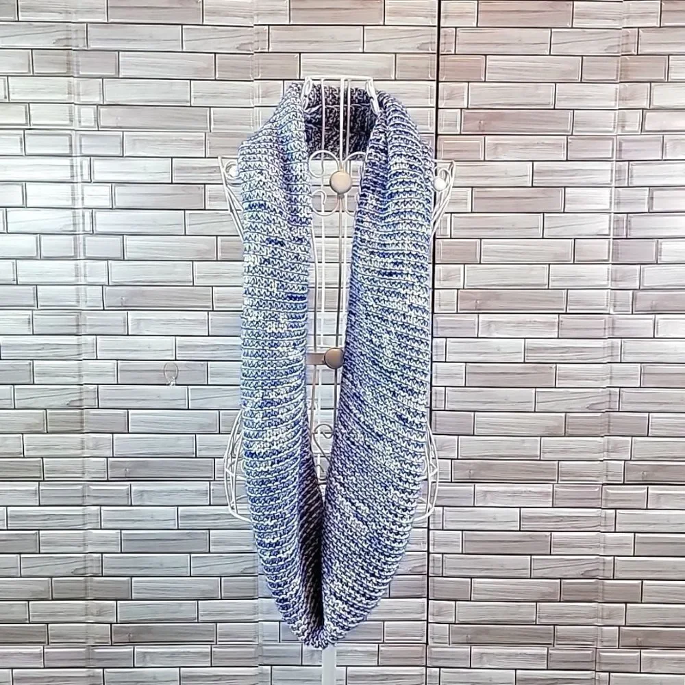 Scarf infinity by BP in a blue and white acrylic knit
